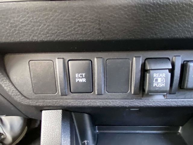 Used 2022 Toyota Tacoma TRD Off-Road image 20