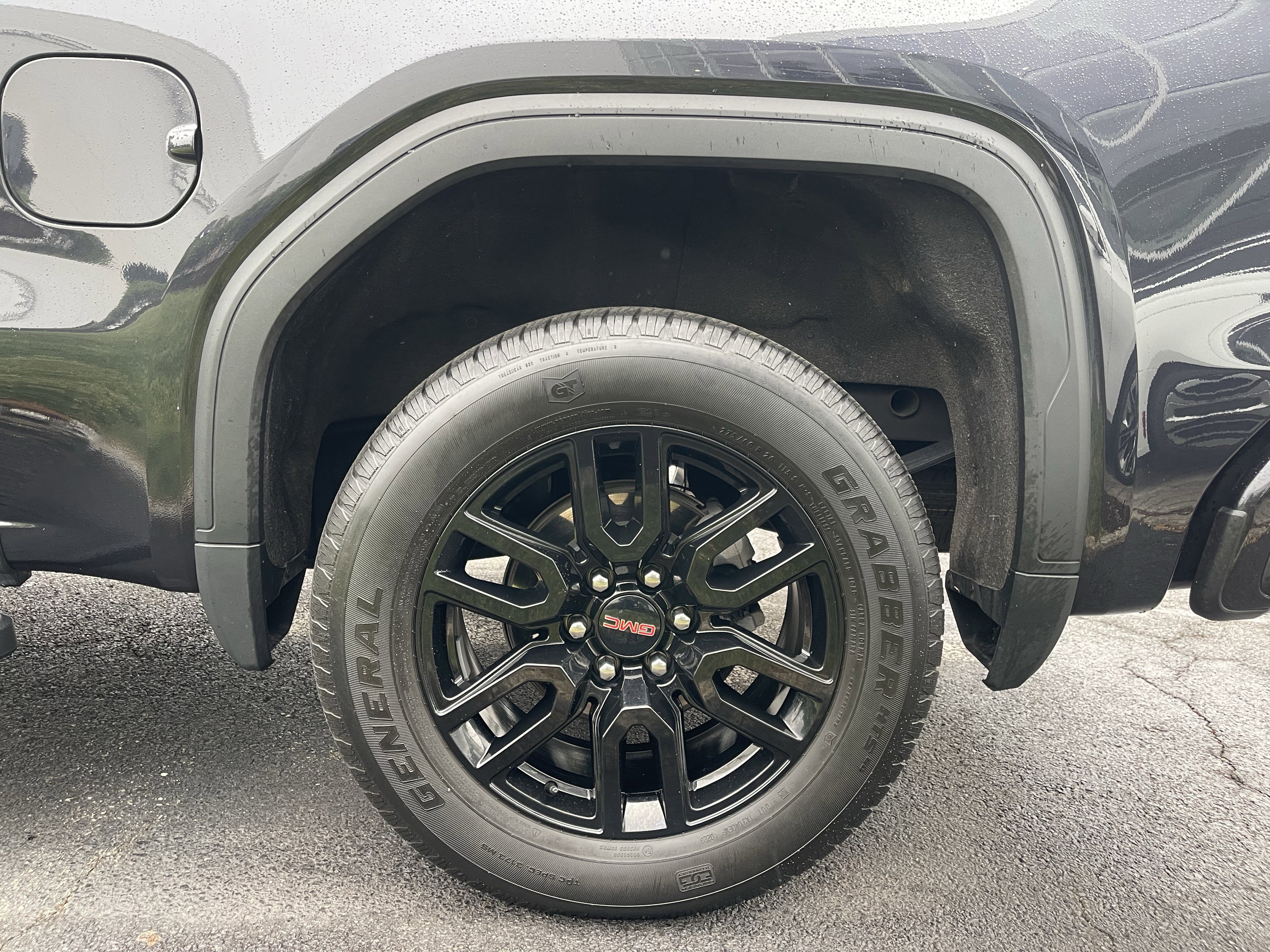 Used 2023 GMC Sierra 1500 Elevation w/ Elevation Premium Package AWD/4WD image 8