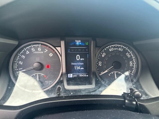 Used 2018 Toyota Tacoma TRD Off-Road w/ Technology Package AWD/4WD image 15