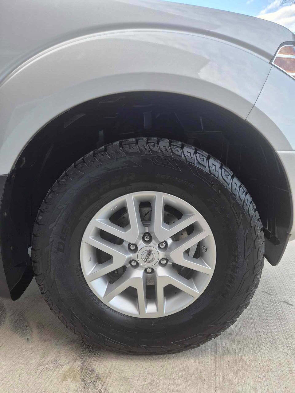 Used 2016 Nissan Frontier SV AWD/4WD image 19