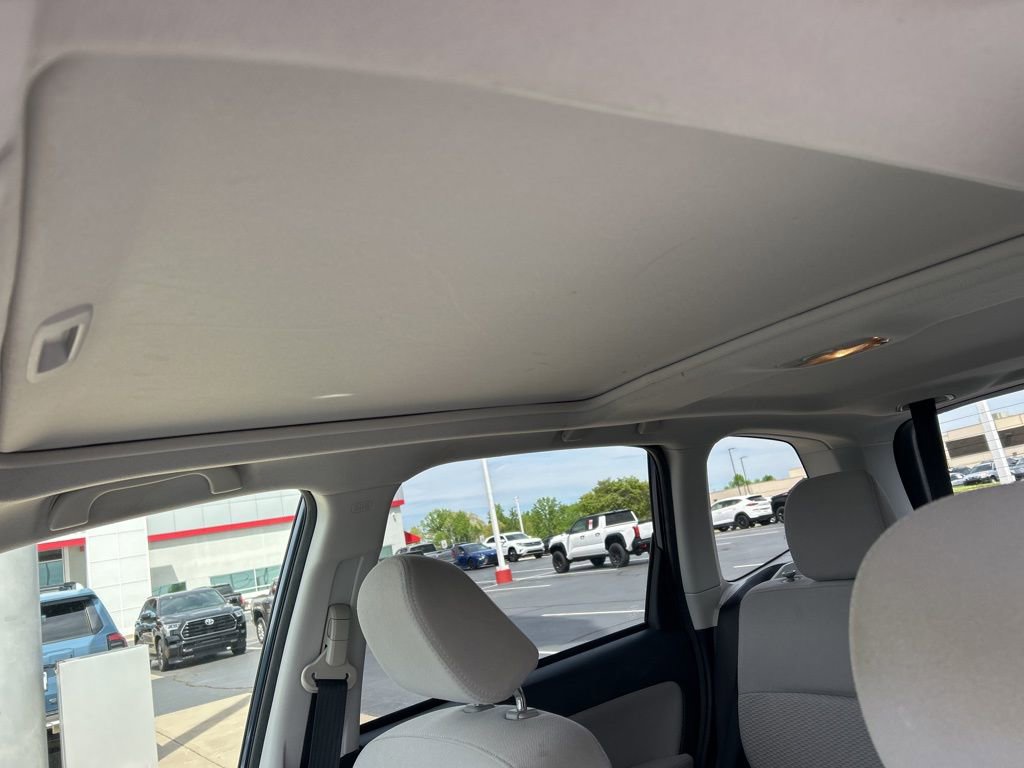 Used 2014 Subaru Forester 2.5i Premium w/ All-Weather Package image 5