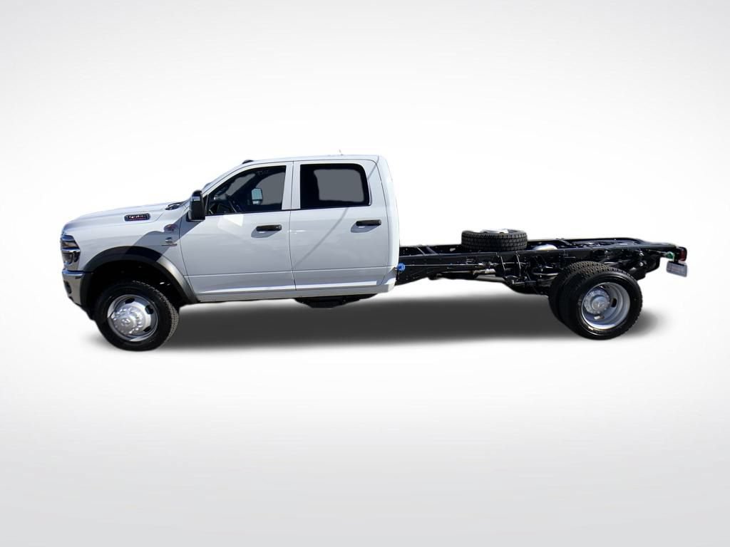 New 2026 RAM 5500 Tradesman w/ Chrome Appearance Group AWD/4WD image 30