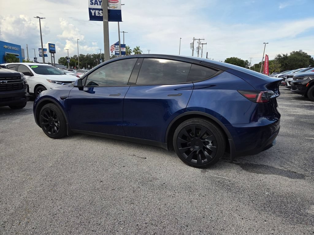 Used 2021 Tesla Model Y Long Range AWD/4WD image 11