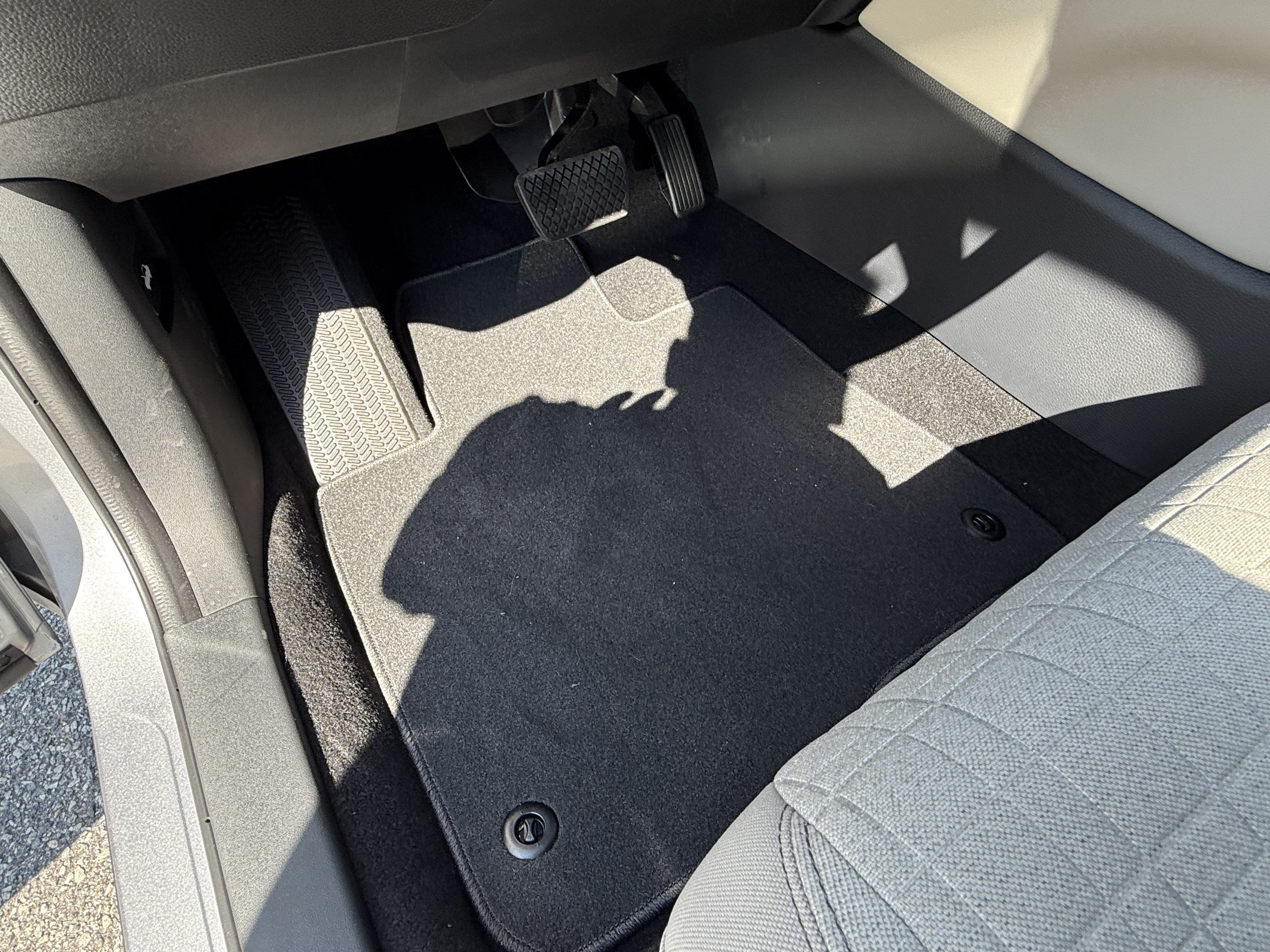 New 2027 Honda HR-V LX image 15