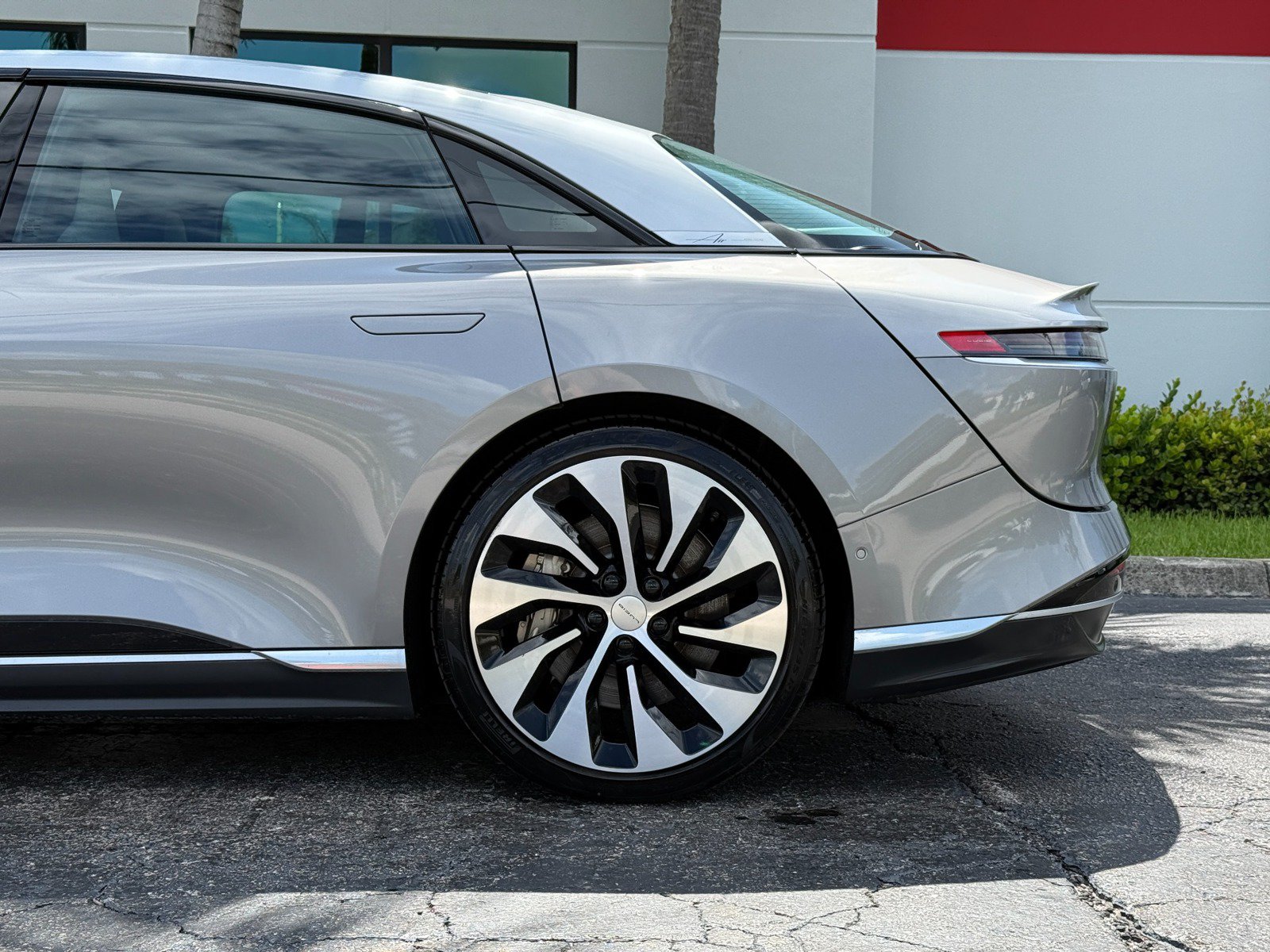 Used 2022 Lucid Air Grand Touring AWD/4WD image 12