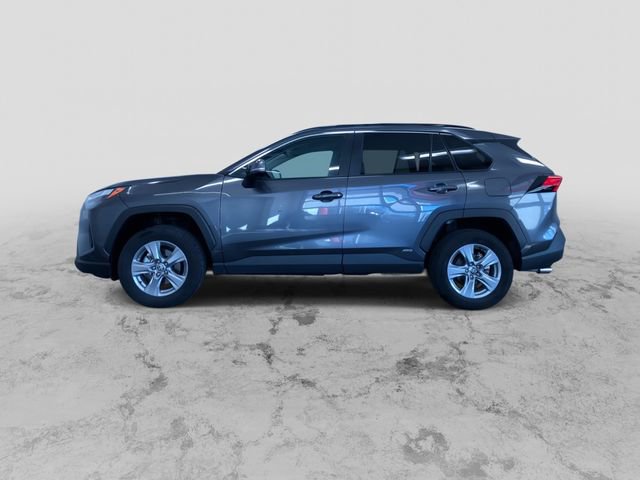 Used 2025 Toyota RAV4 XLE AWD/4WD image 7