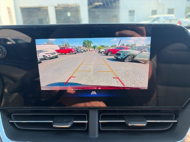 Used 2024 Chevrolet Trax ACTIV w/ Driver Confidence Package FWD image 19