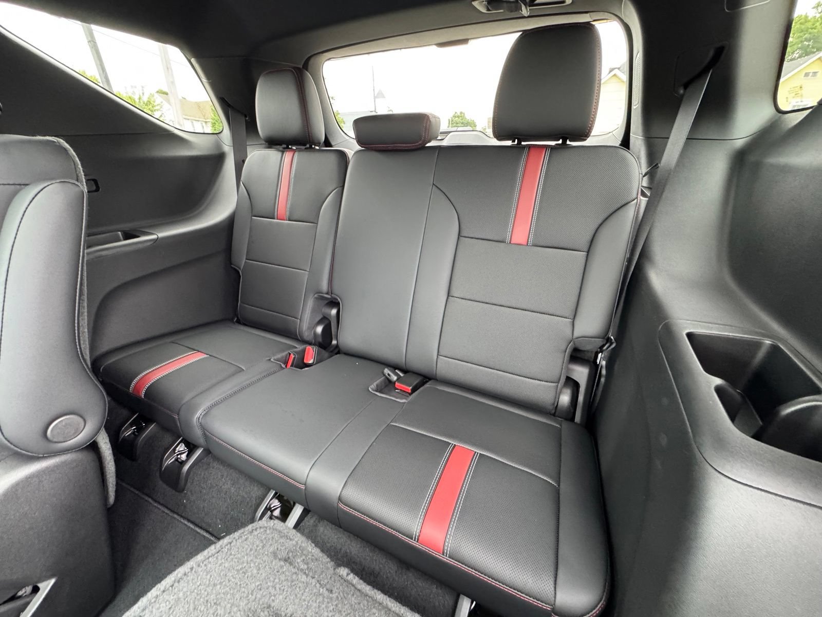 New 2027 Chevrolet Traverse RS AWD/4WD image 33