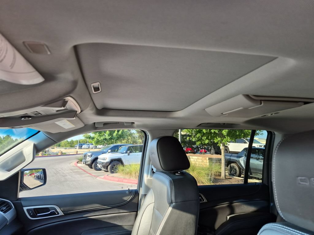 Used 2019 GMC Yukon XL Denali w/ Denali Ultimate Package AWD/4WD image 31