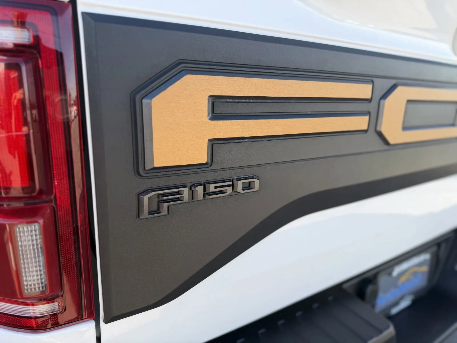 Used 2020 Ford F150 Raptor w/ Equipment Group 802A Luxury image 47