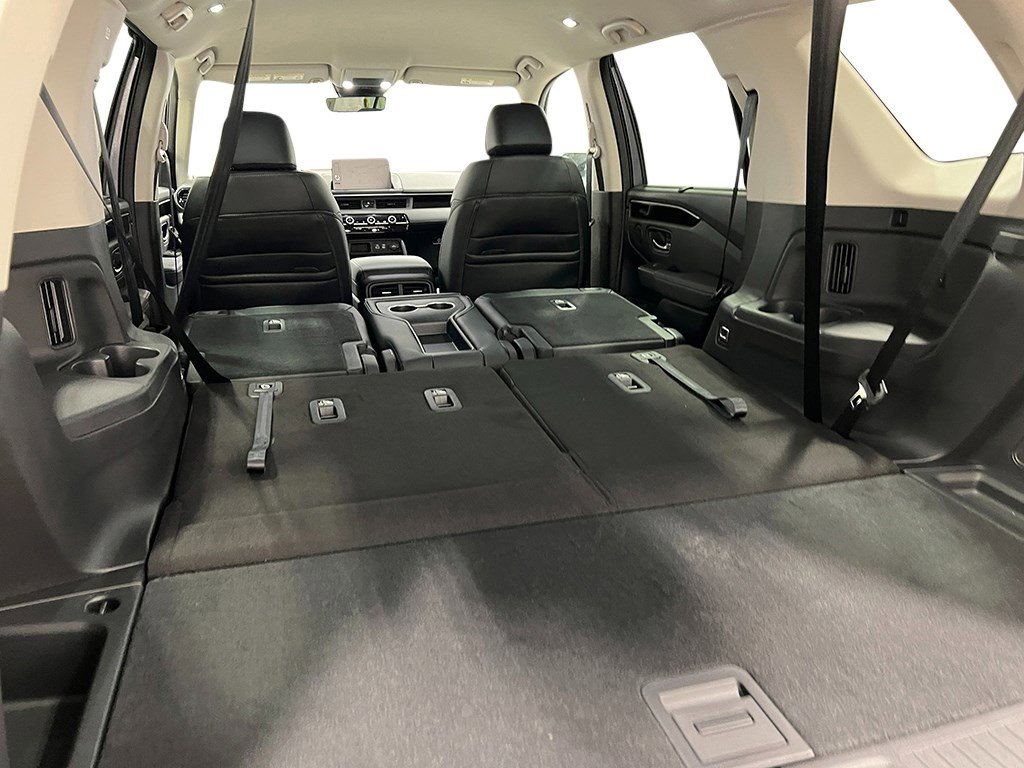 New 2025 Honda Pilot EX-L image 32
