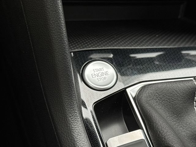 New 2026 Volkswagen Taos S image 40