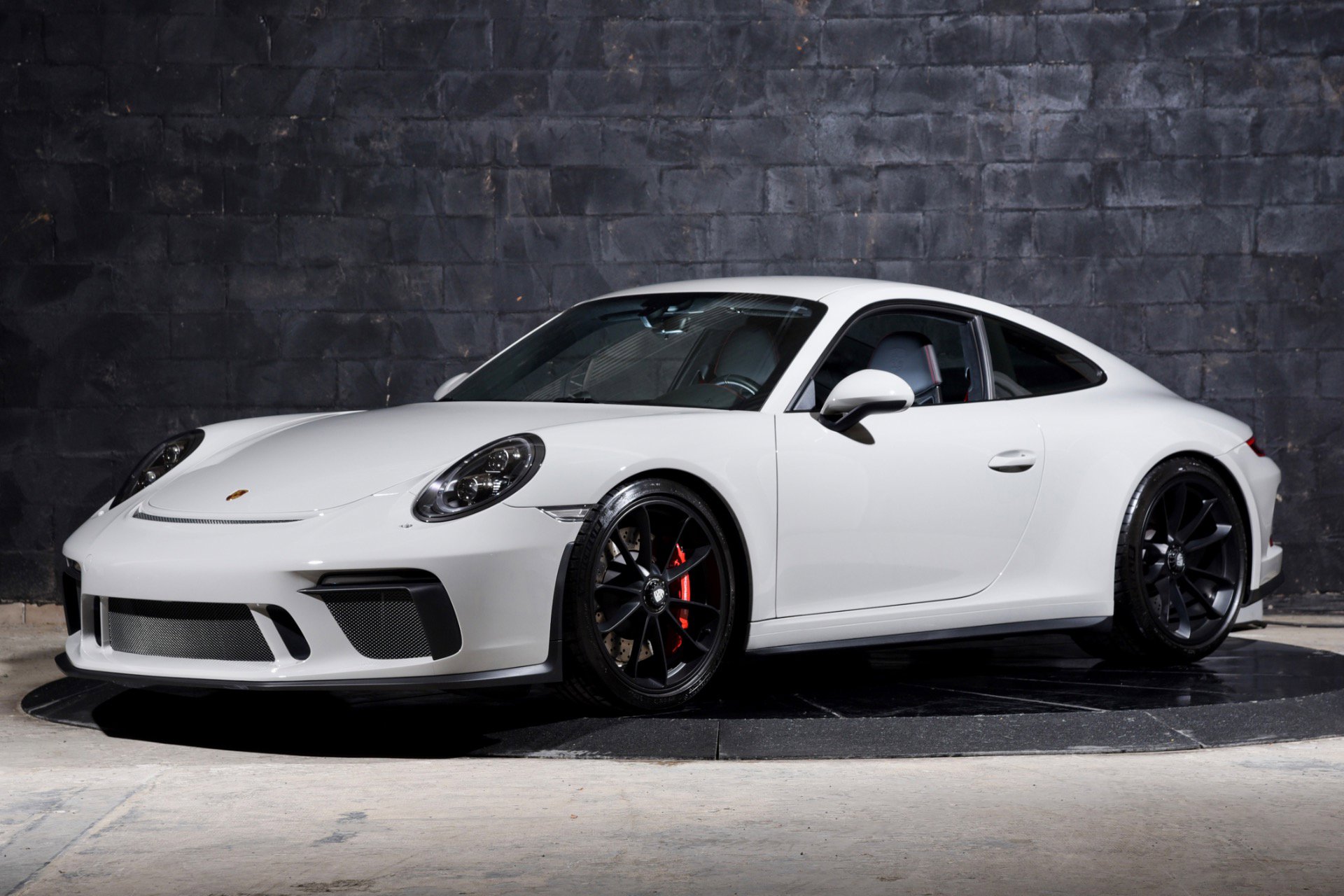 Used 2018 Porsche 911 GT3 image 13