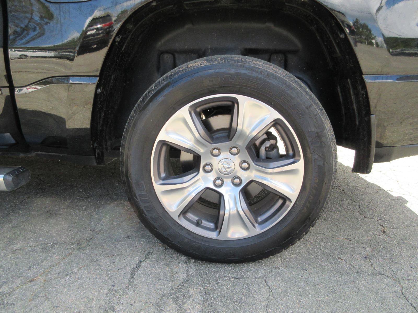 Used 2023 RAM 1500 Laramie image 21