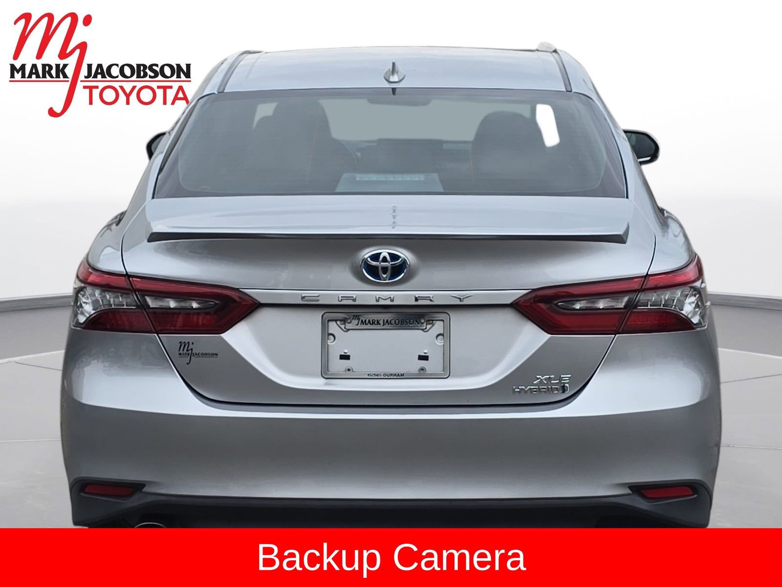 Used 2022 Toyota Camry XLE image 10