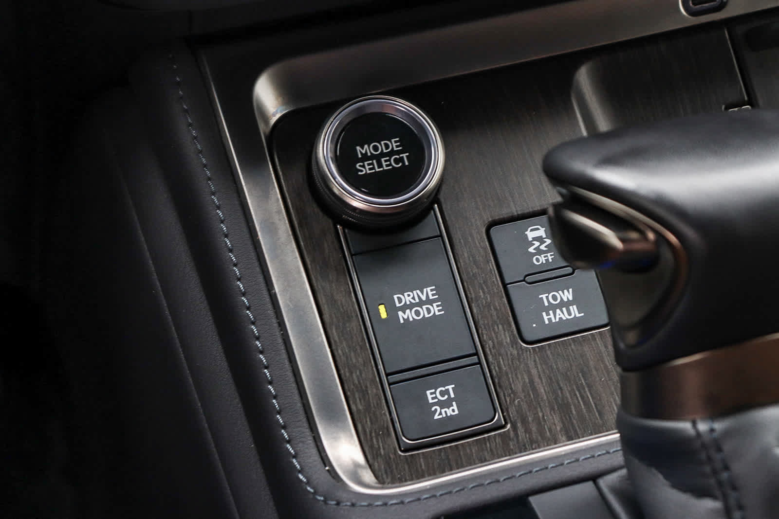Used 2025 Lexus GX 550 AWD/4WD image 24