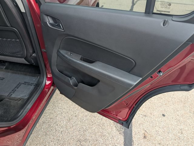 Used 2017 Chevrolet Equinox Premier FWD image 6