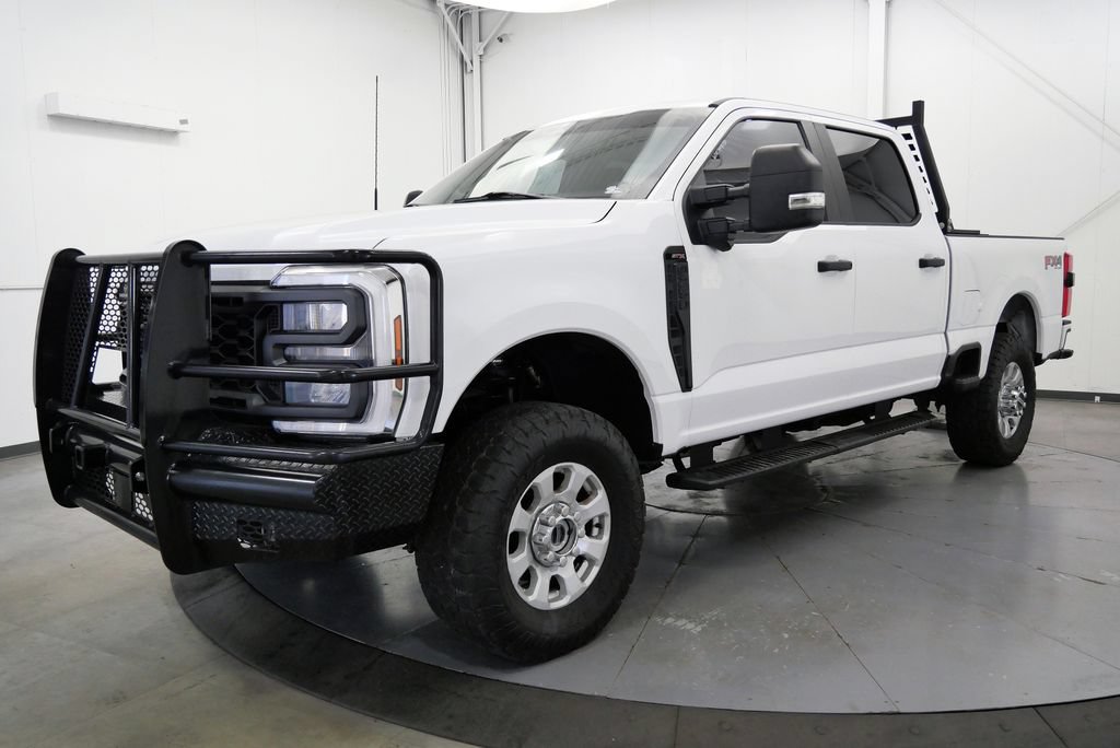 Used 2024 Ford F250 XL w/ STX Appearance Package AWD/4WD image 3