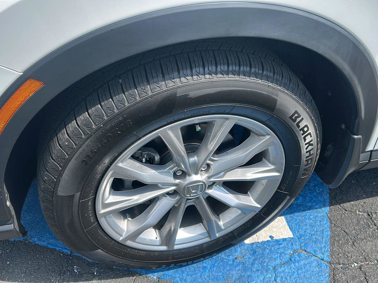 Used 2025 Honda CR-V EX image 3