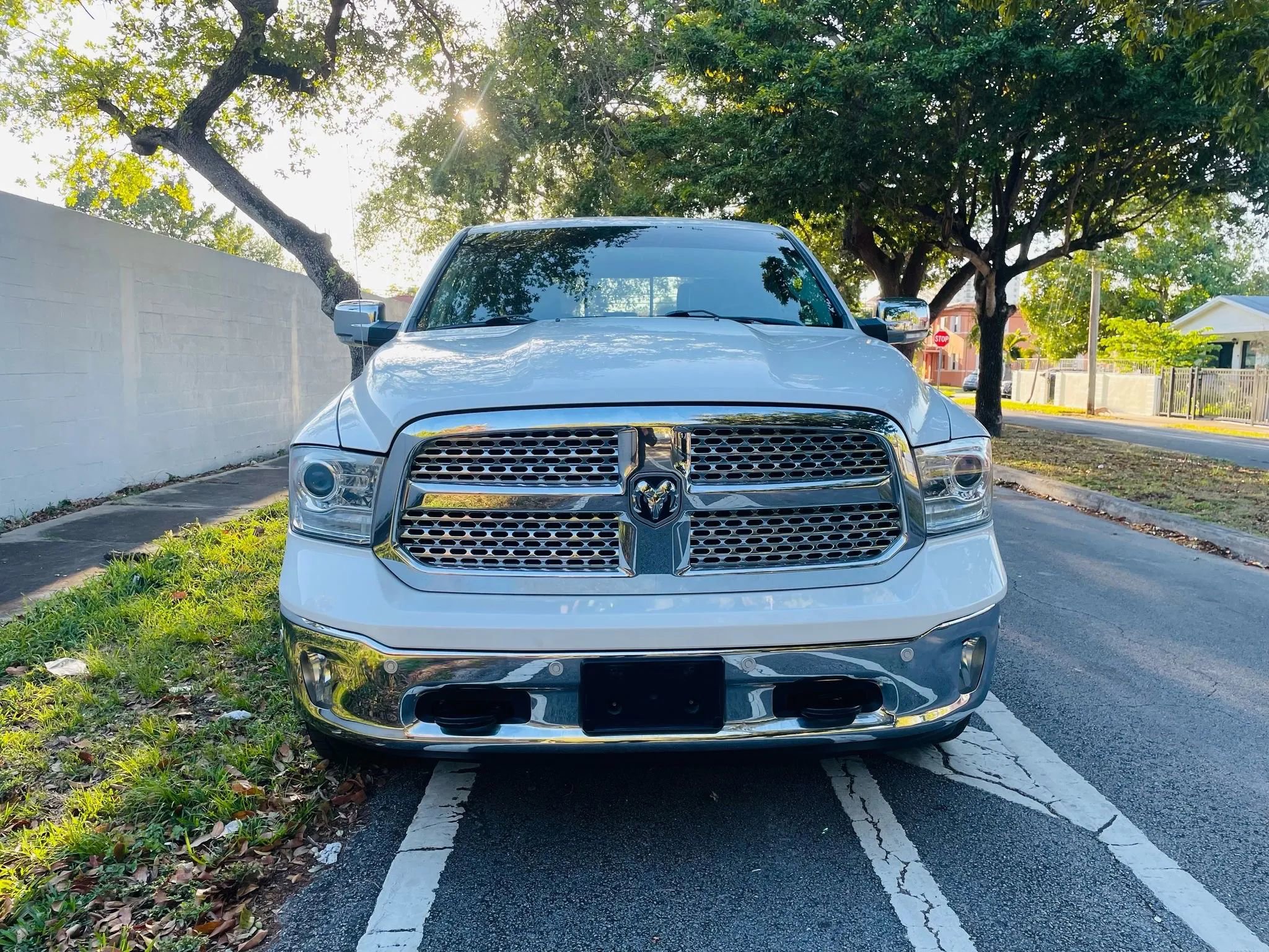 Used 2018 RAM 1500 Laramie w/ Convenience Group image 8