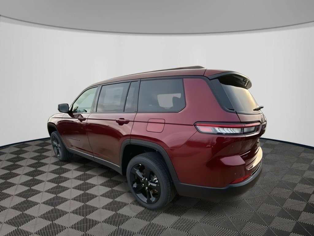 New 2025 Jeep Grand Cherokee L Altitude image 3