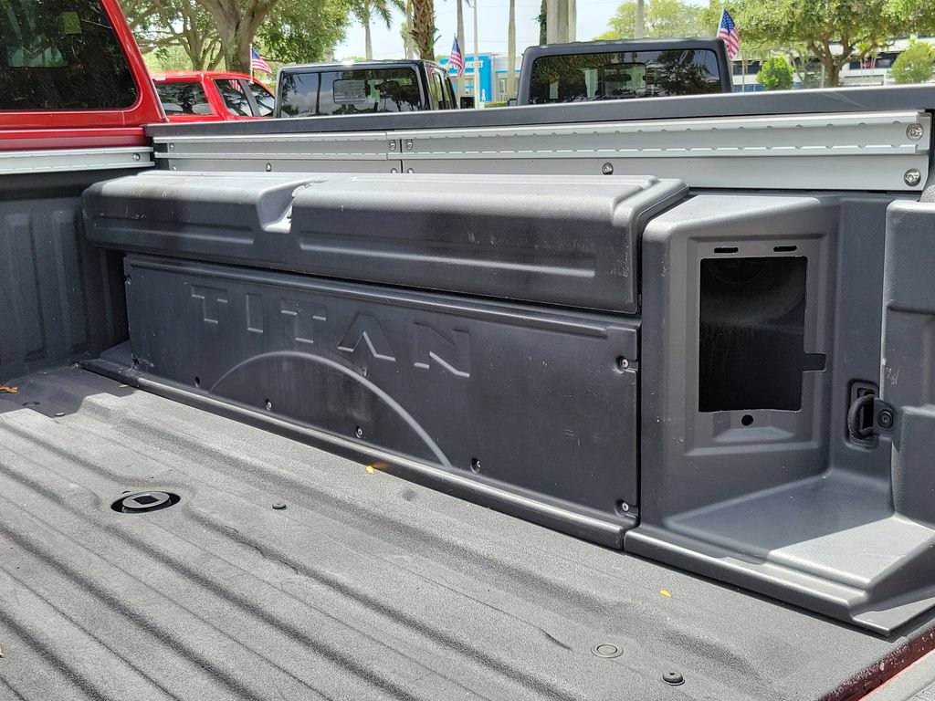 Used 2024 Nissan Titan Platinum Reserve w/ Moonroof Package AWD/4WD image 8