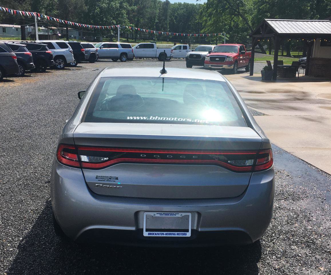 Used 2016 Dodge Dart SE w/ Convenience Group FWD image 4