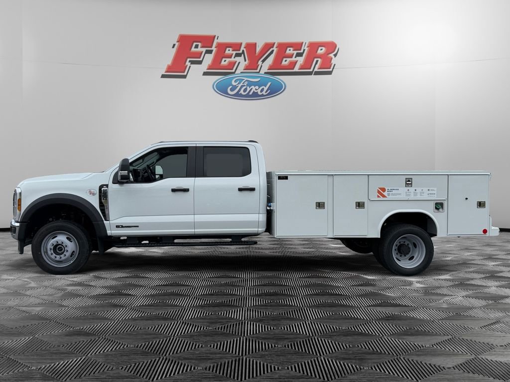 New 2026 Ford F550 4x4 Crew Cab image 2