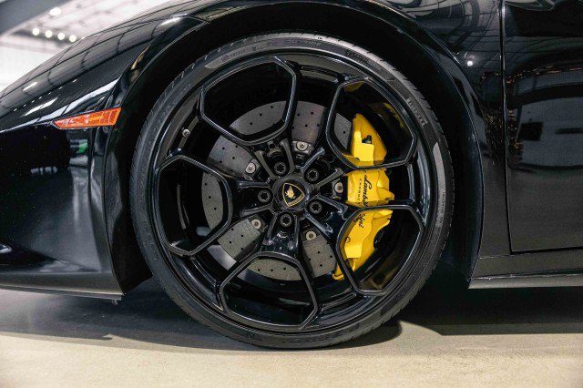 Used 2015 Lamborghini Huracan LP 610-4 image 24