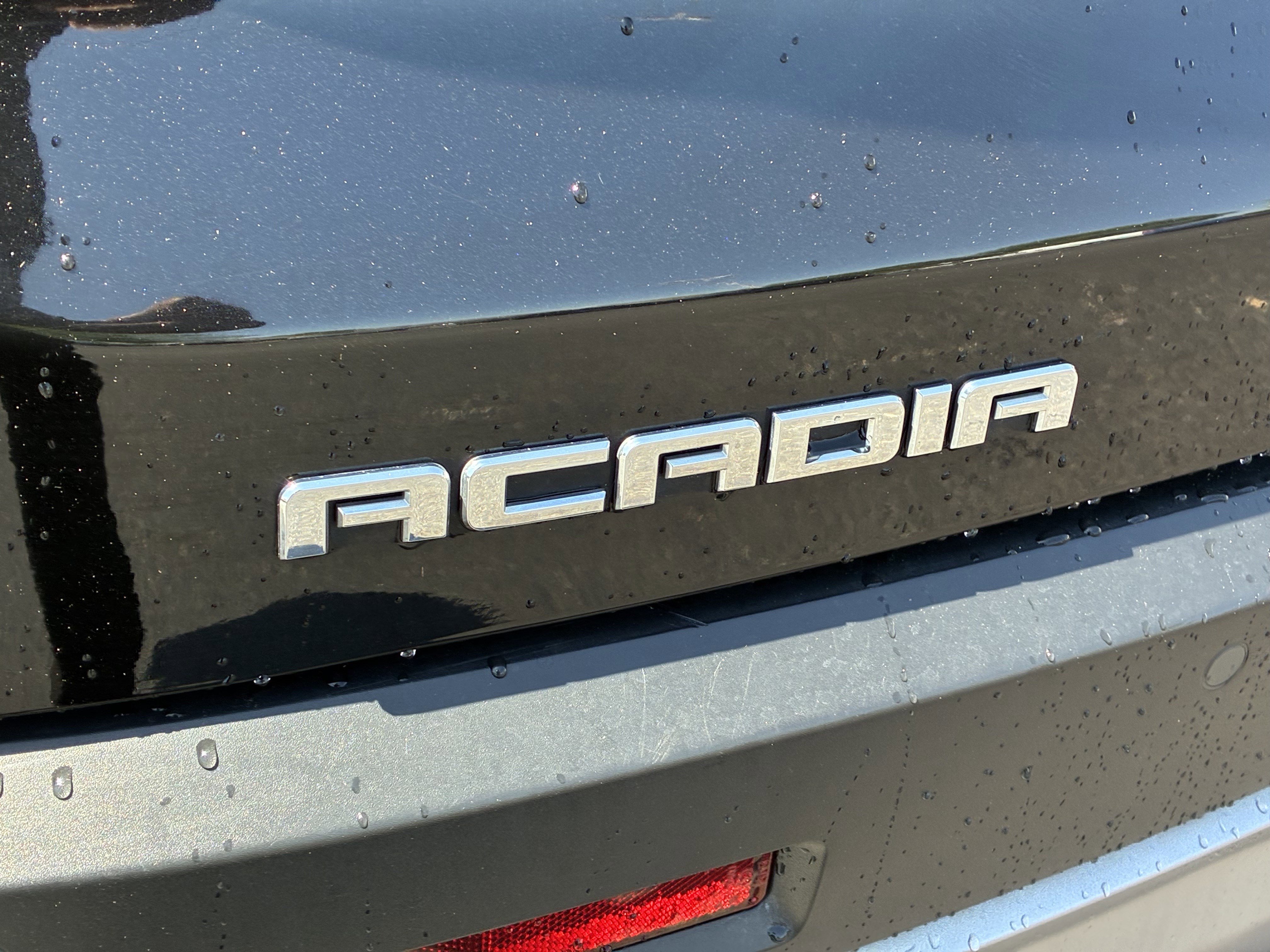 Used 2019 GMC Acadia SLT image 11