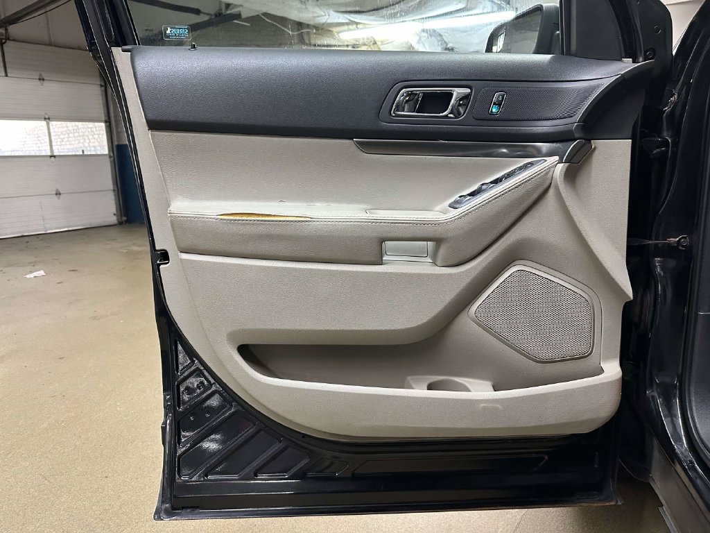 Used 2013 Ford Explorer 4WD image 13