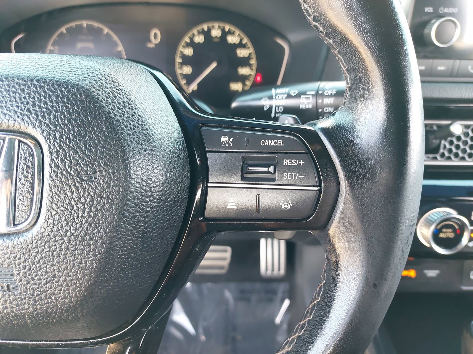 Used 2022 Honda Civic Sport image 17