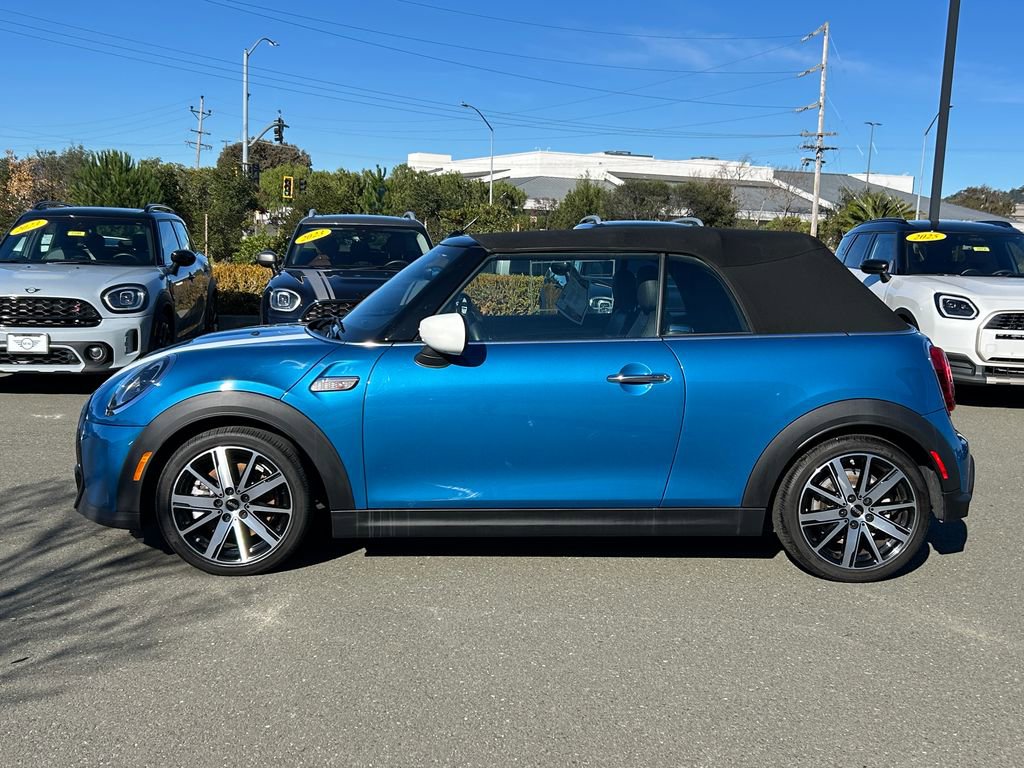 Used 2024 MINI Cooper S image 2