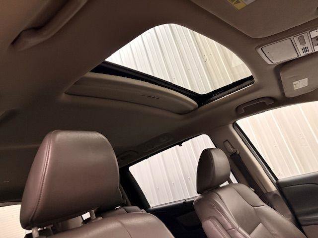 Used 2014 Honda Odyssey EX-L image 30