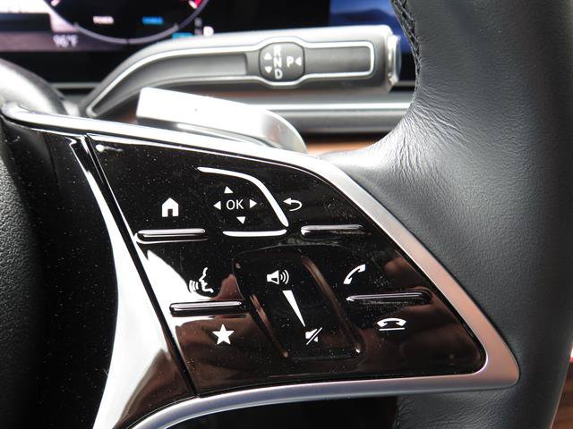 Used 2025 Mercedes-Benz GLE 350 4MATIC w/ Winter Package image 12