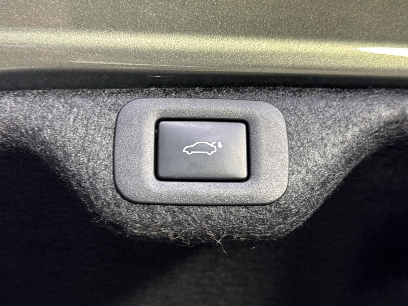 Used 2024 Lexus ES 300h w/ Premium Package FWD image 39