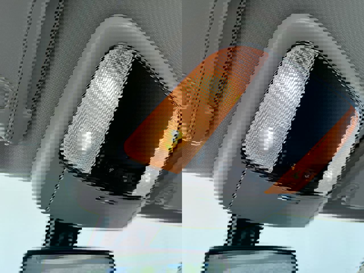 Used 2023 Chrysler 300 Touring w/ Sport Appearance Package image 18