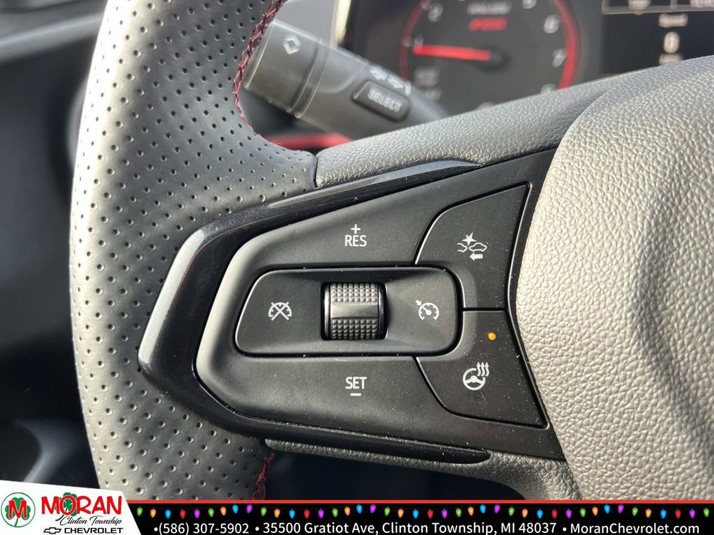 Certified 2024 Chevrolet Trax RS w/ Driver Confidence Package image 24