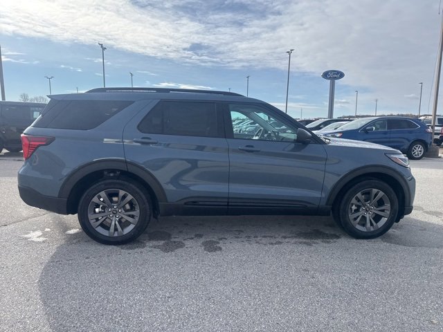 New 2026 Ford Explorer Active w/ Active Comfort Package image 4