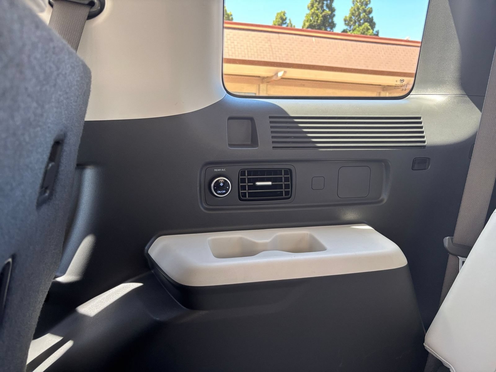 Used 2025 Hyundai Santa Fe SEL FWD image 24