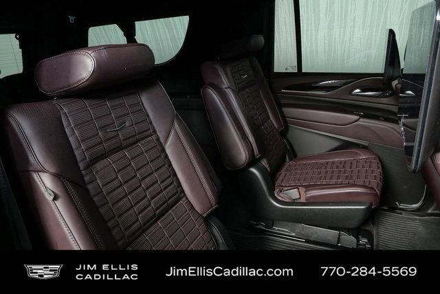 Used 2023 Cadillac Escalade ESV Sport Platinum w/ LPO, ONYX Package image 21