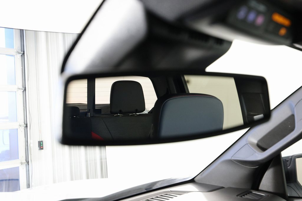 Used 2024 Chevrolet Colorado Z71 w/ Z71 Convenience Package 2 image 23