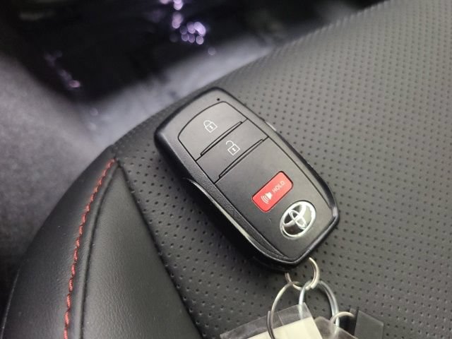 Used 2024 Toyota Prius Prime FWD image 36