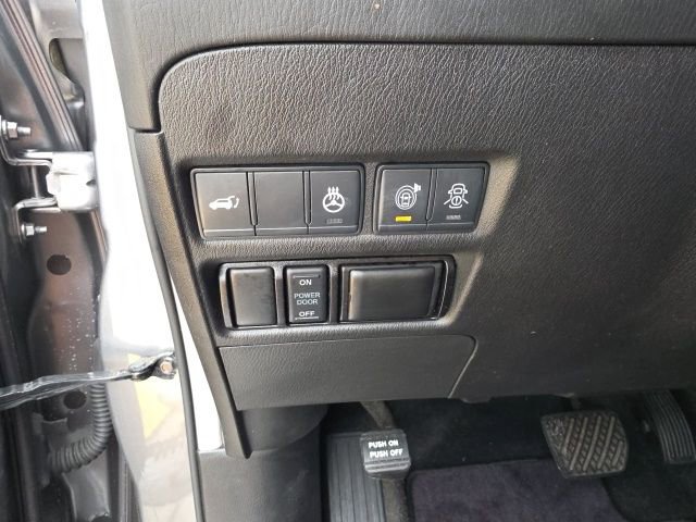 Used 2020 Nissan Armada Platinum w/ Captain's Chairs Package image 16