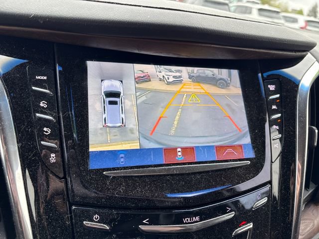 Used 2017 Cadillac Escalade Premium Luxury image 24