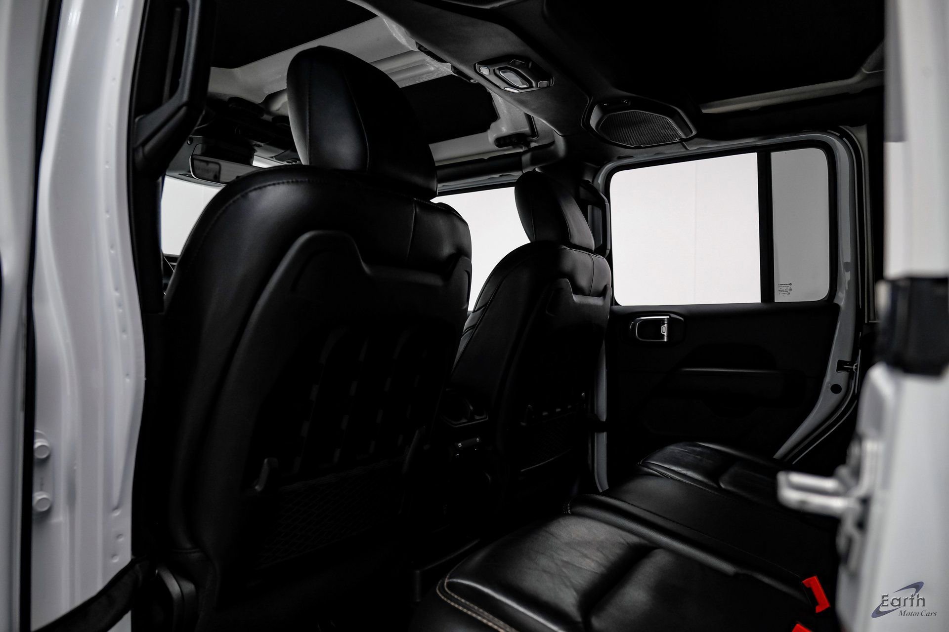 Used 2022 Jeep Wrangler Unlimited Rubicon w/ Xtreme Recon 35" Tire Package image 82