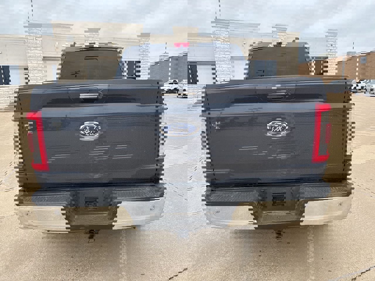 Used 2022 Ford F150 Lariat w/ Equipment Group 502A High AWD/4WD image 6