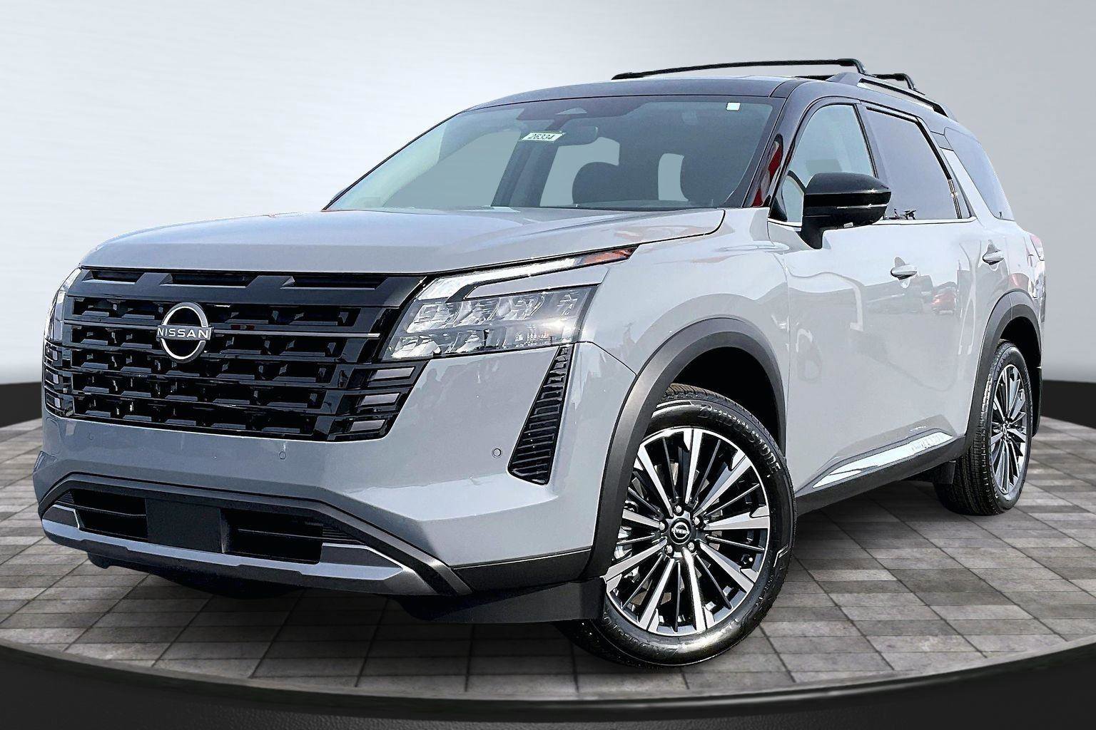 New 2026 Nissan Pathfinder Platinum image 2