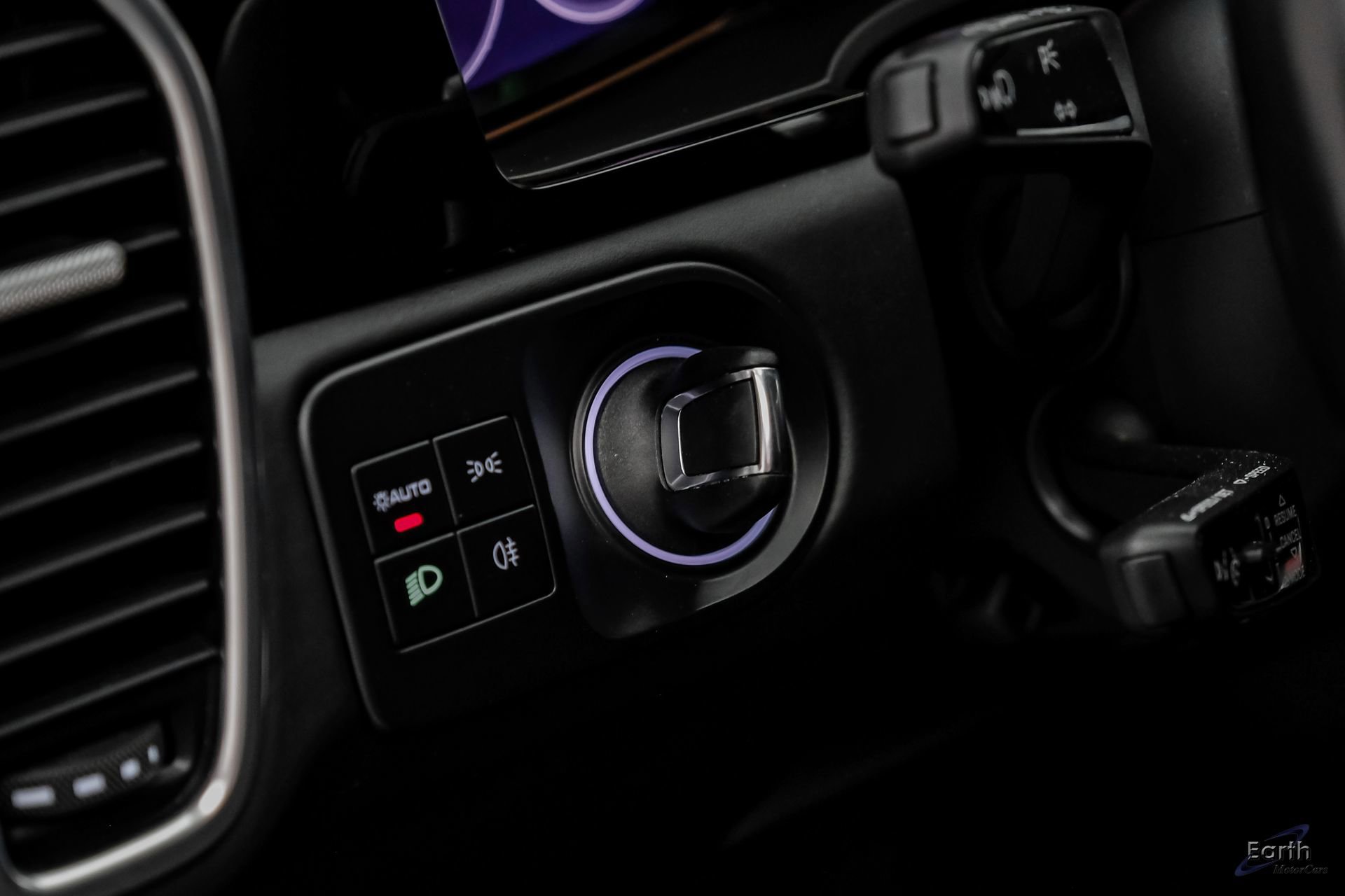 Used 2022 Porsche Cayenne Turbo image 70