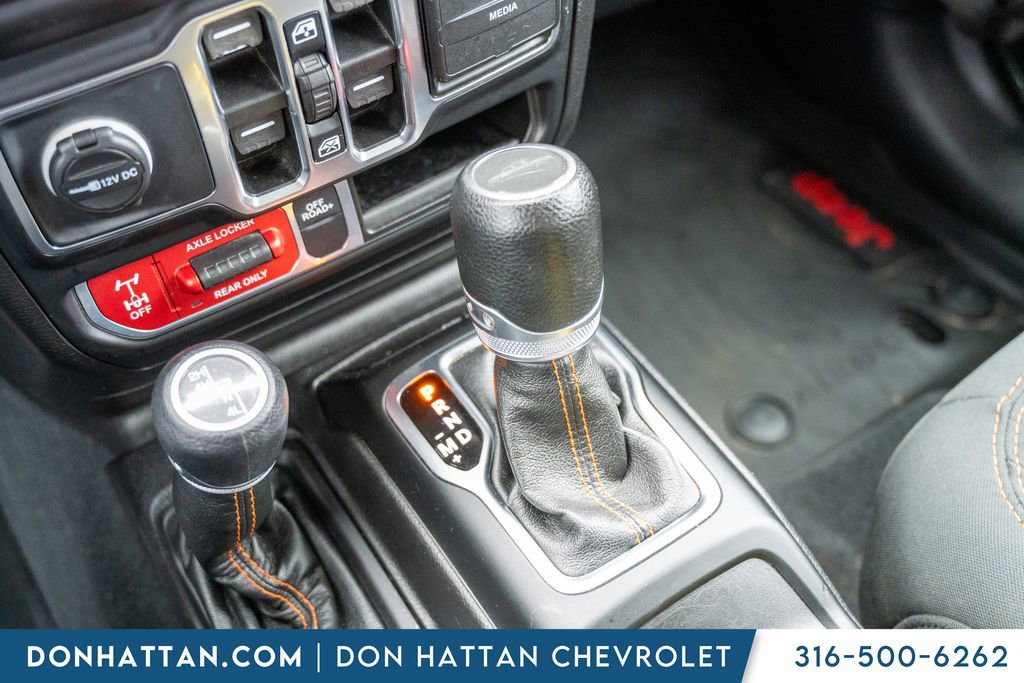 Used 2021 Jeep Gladiator Mojave w/ Cold Weather Group image 15